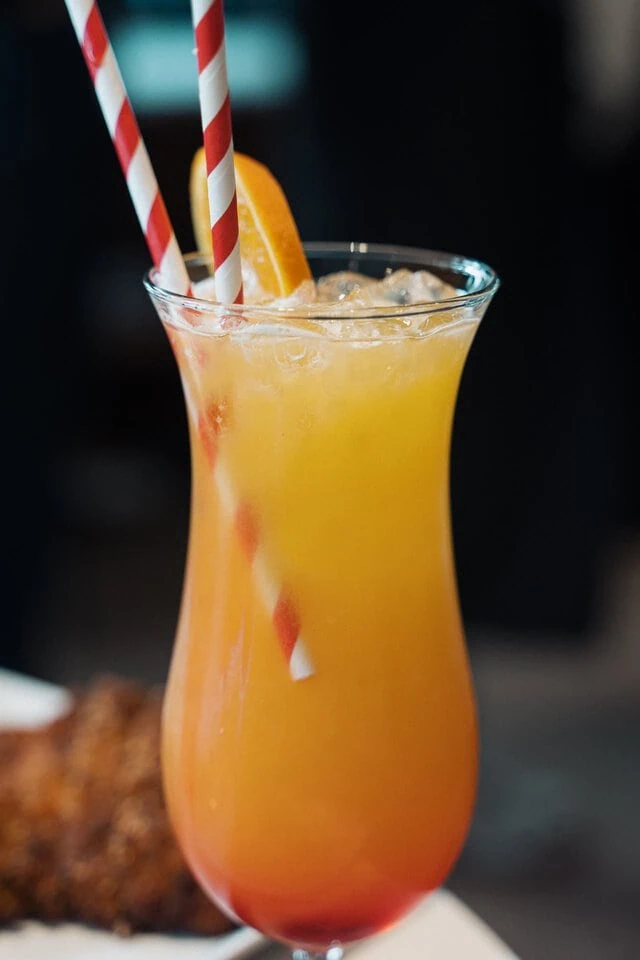 Licuado natural de naranja con hielo
